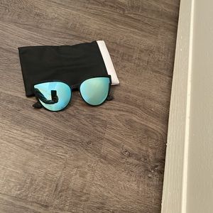 Quay Australia sunglasses